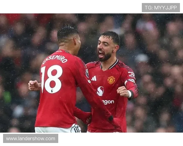 西甲比赛佩德里精准助攻 拉什福德巧妙垫射为曼联扳回一城