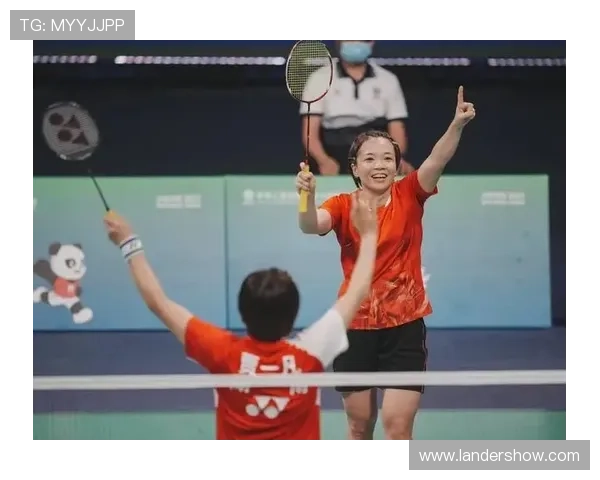 全运会羽毛球女子团体小组赛首日精彩纷呈 各队争夺激烈